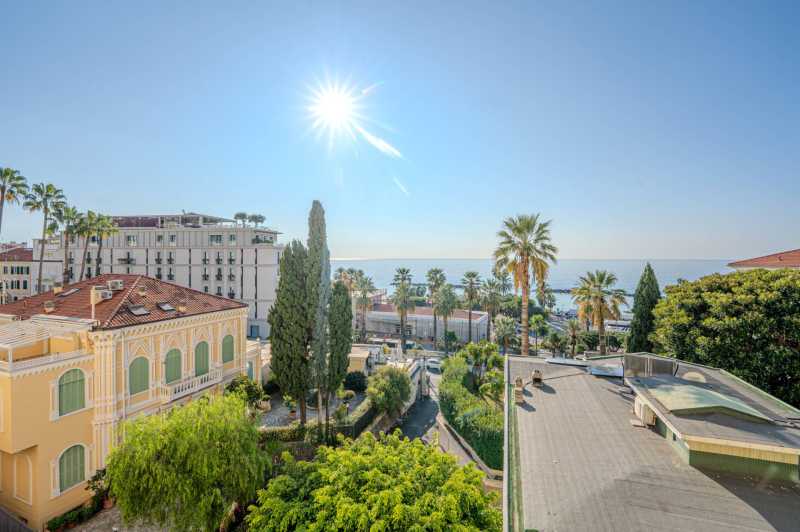 Elitarny apartament z widokiem na morze w San Remo.