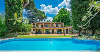 Frascati, Rzym: willa z luksusowym basenem