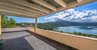 Luksusowy penthouse w Castel Gandolfo