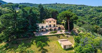 Frascati, luksusowa willa pod Rzymem