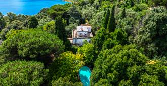 Ekskluzywna willa w Castel Gandolfo nad jeziorem Albano
