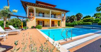 Na sprzedaż wspaniała willa w Forte dei Marmi